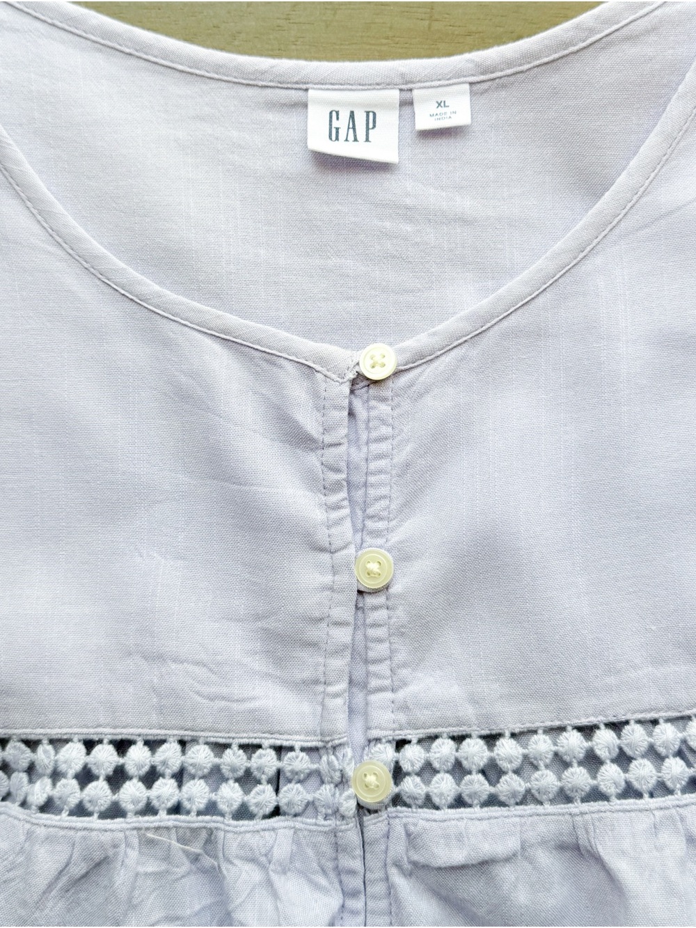 GAP Lavender Flutter Sleeve Top Decorative Trim Button Front Boho Blouse NWOT - Picture 4 of 9